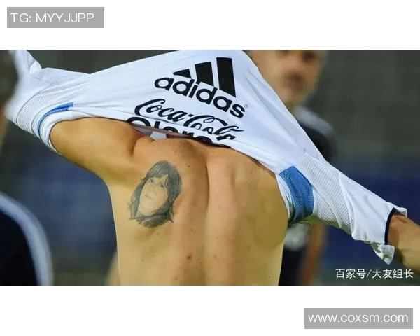 足球明星身上的纹身艺术揭秘与背后的故事分析